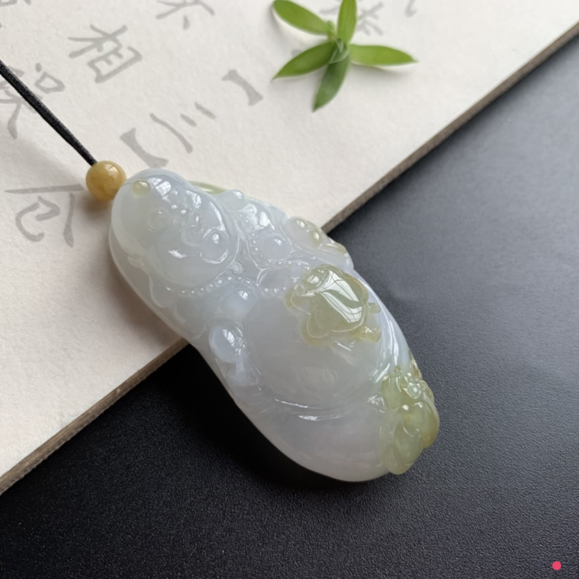 《逍遥佛黄翡》天然缅甸翡翠A货吊坠雕刻