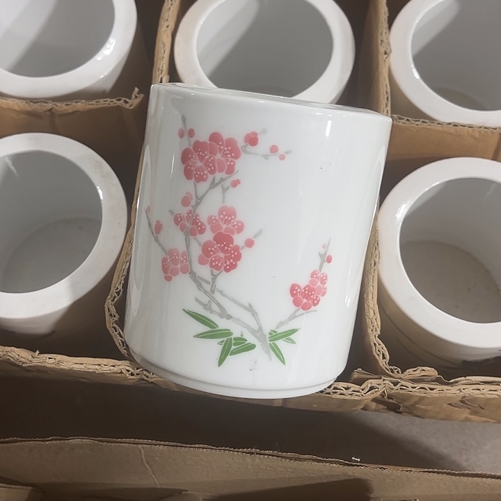 陶梅花，笔筒，笔筒，笔筒，笔筒，笔筒