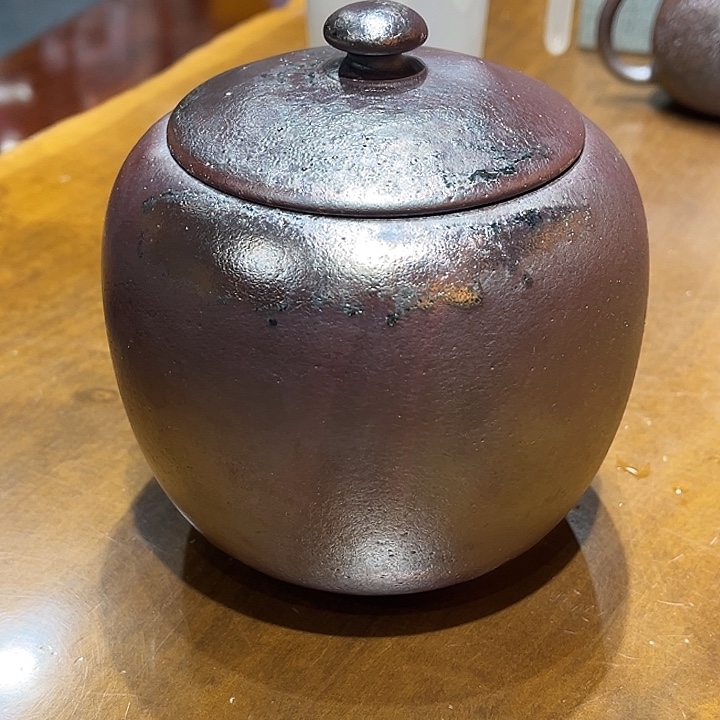 郭***强杯紫泥瑕疵茶罐不退换