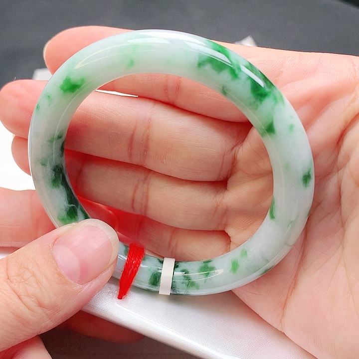 翡翠手镯未镶嵌圆条54