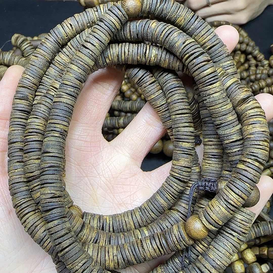 沉香沉香碎屑+沉水浮0.8片片珠多圈37克加多样性发一