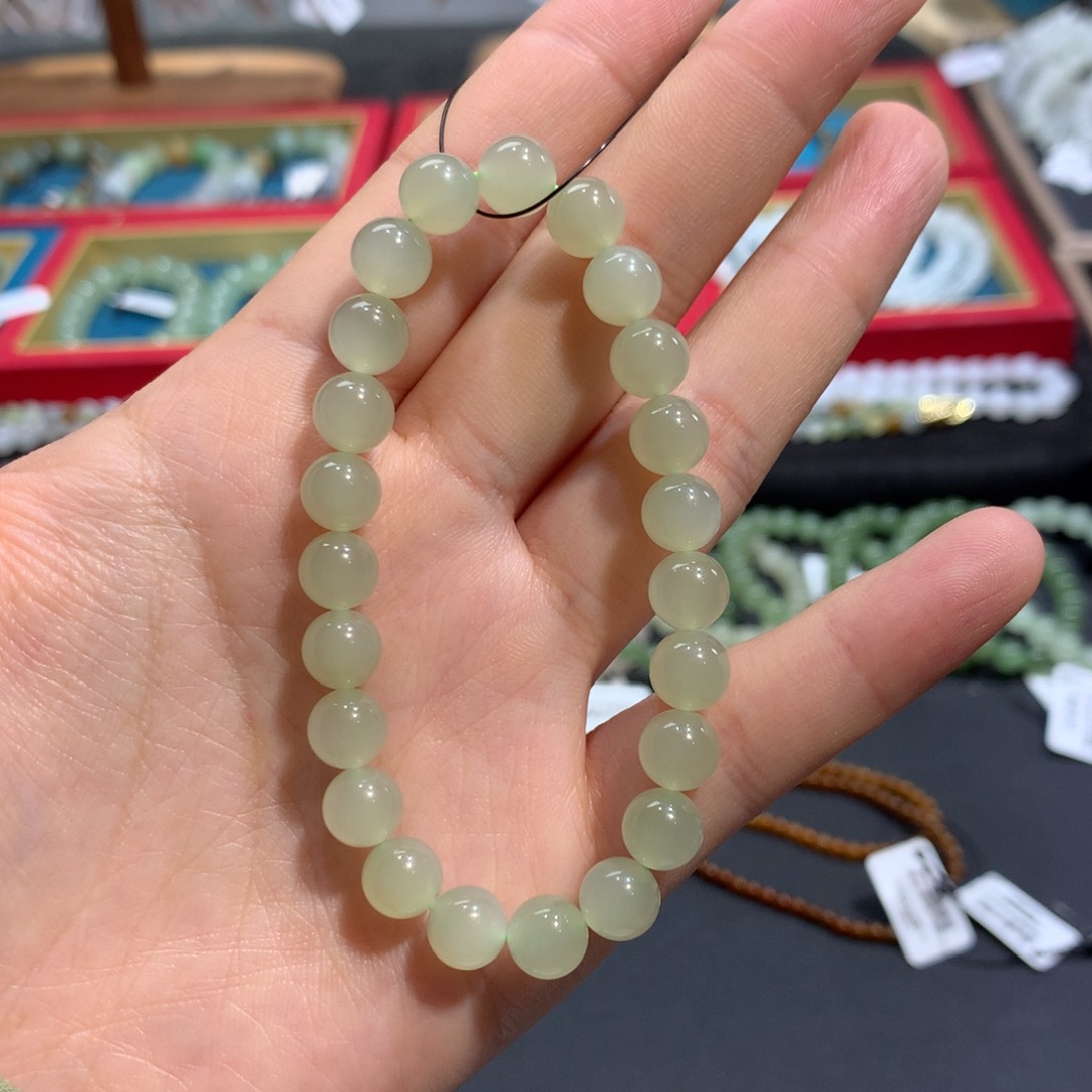 和田玉手串未镶嵌冰底浅晴水