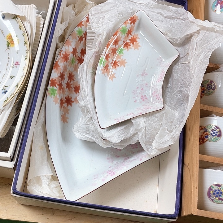 瓷片024 精美瓷器，保真正品