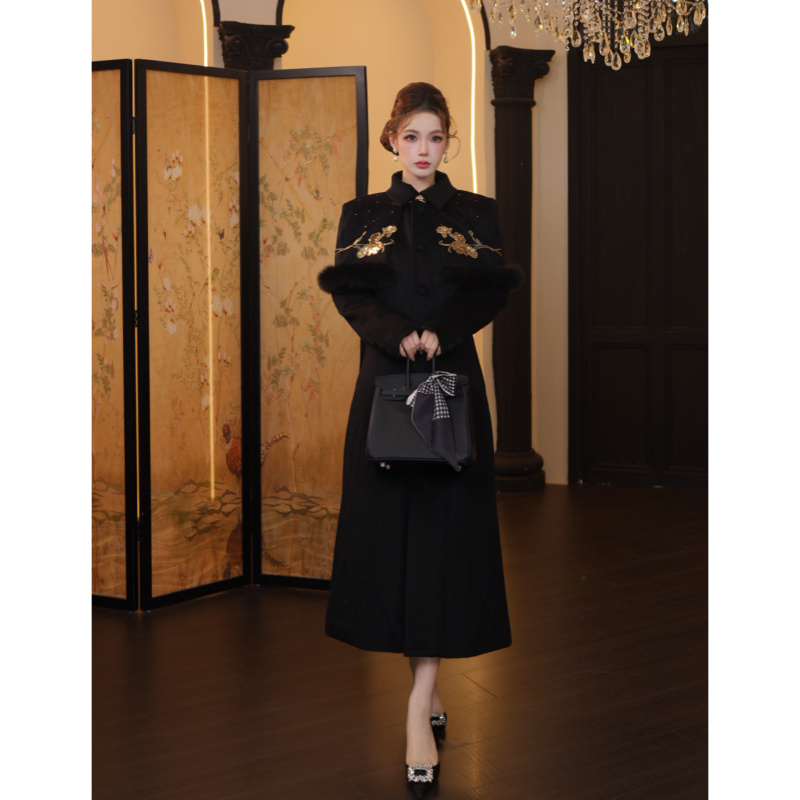 2店-055【温迪专属】含90白鸭绒 真狐狸毛披肩 轻奢羊毛大衣myx2285