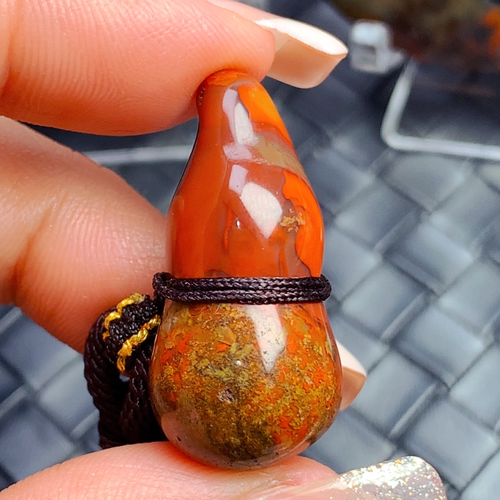 玛瑙/玉髓颈饰未镶嵌靓****虾