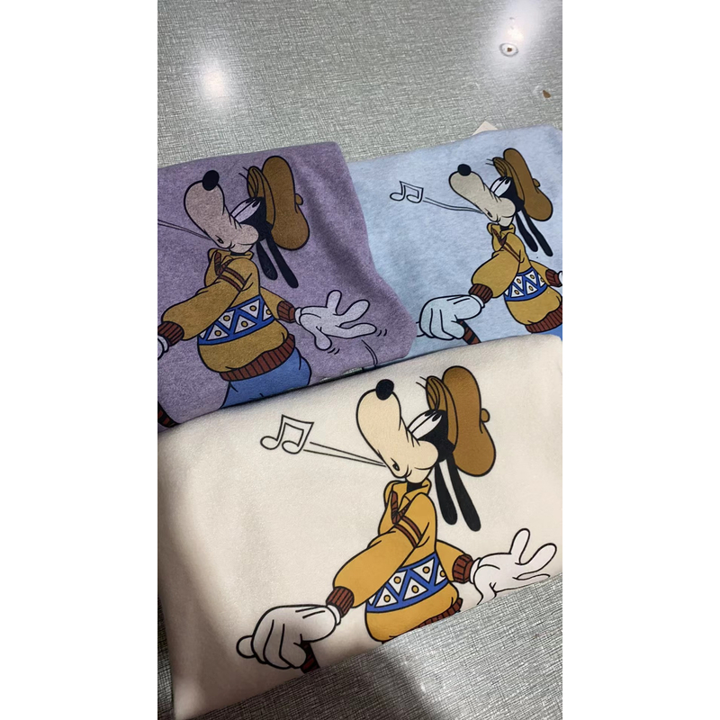 029【冬季新款】前印卡通白眼黑色飞飞狗宽松圆领T恤