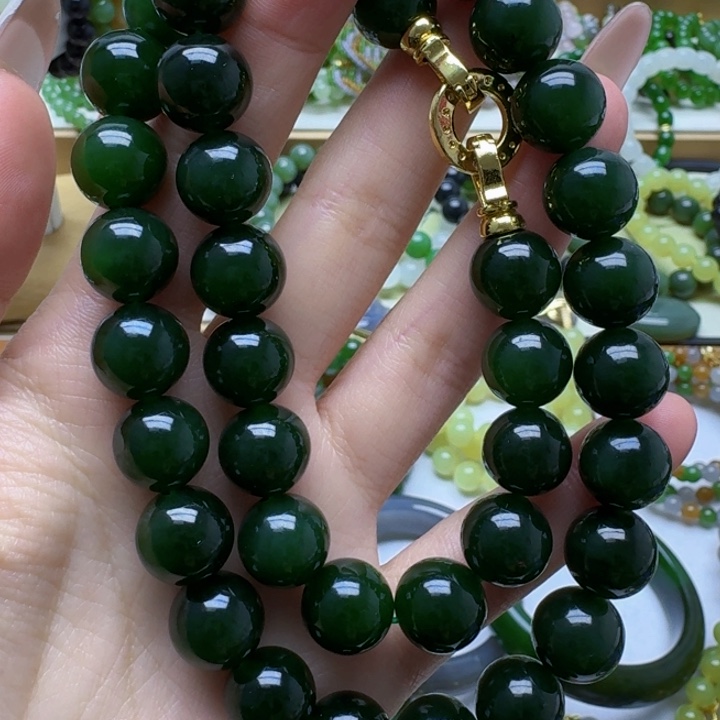 东***莉和田玉未镶嵌手链