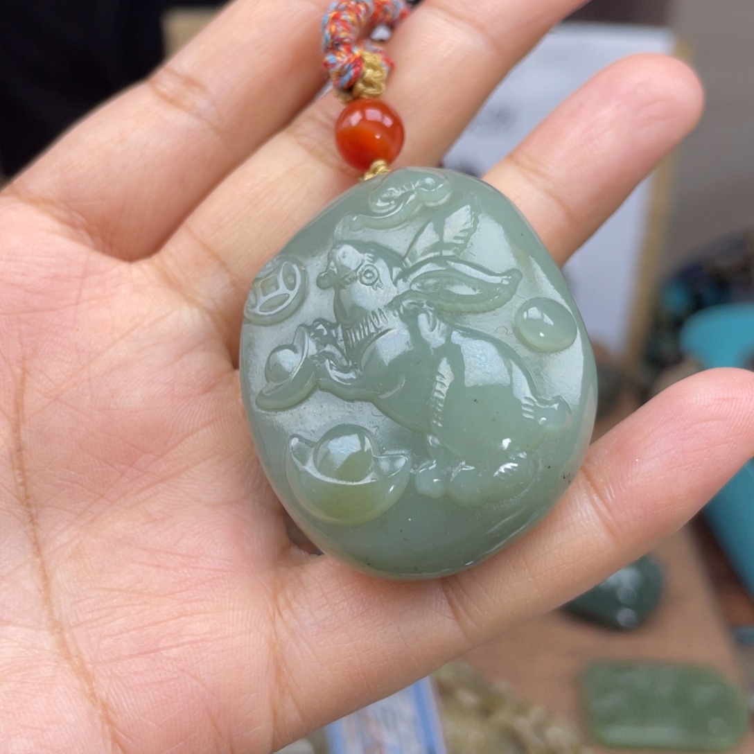 和田玉颈饰未镶嵌