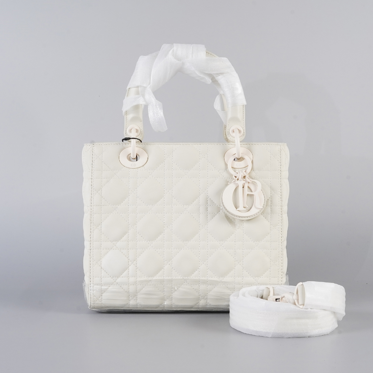 95新 DIOR/迪奥 一口价 Dior 戴妃五格磨砂扣/BG22016974