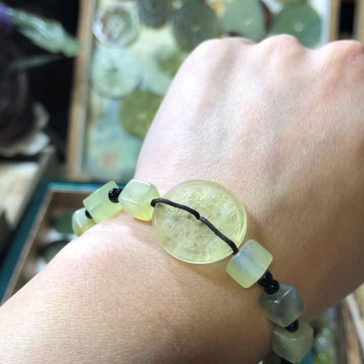 岫玉岫玉手链未镶嵌