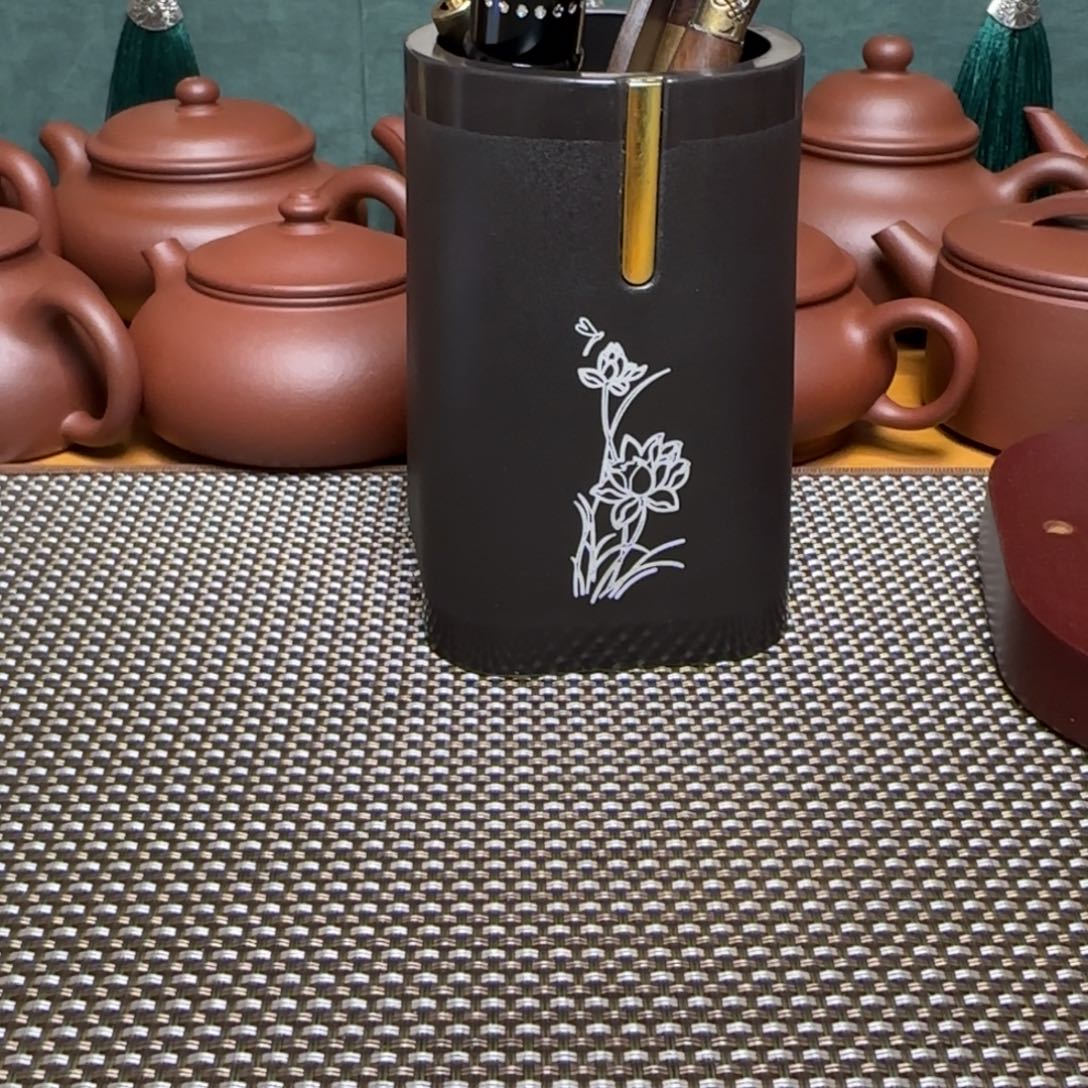 用***3紫砂茶壶茶配件一套