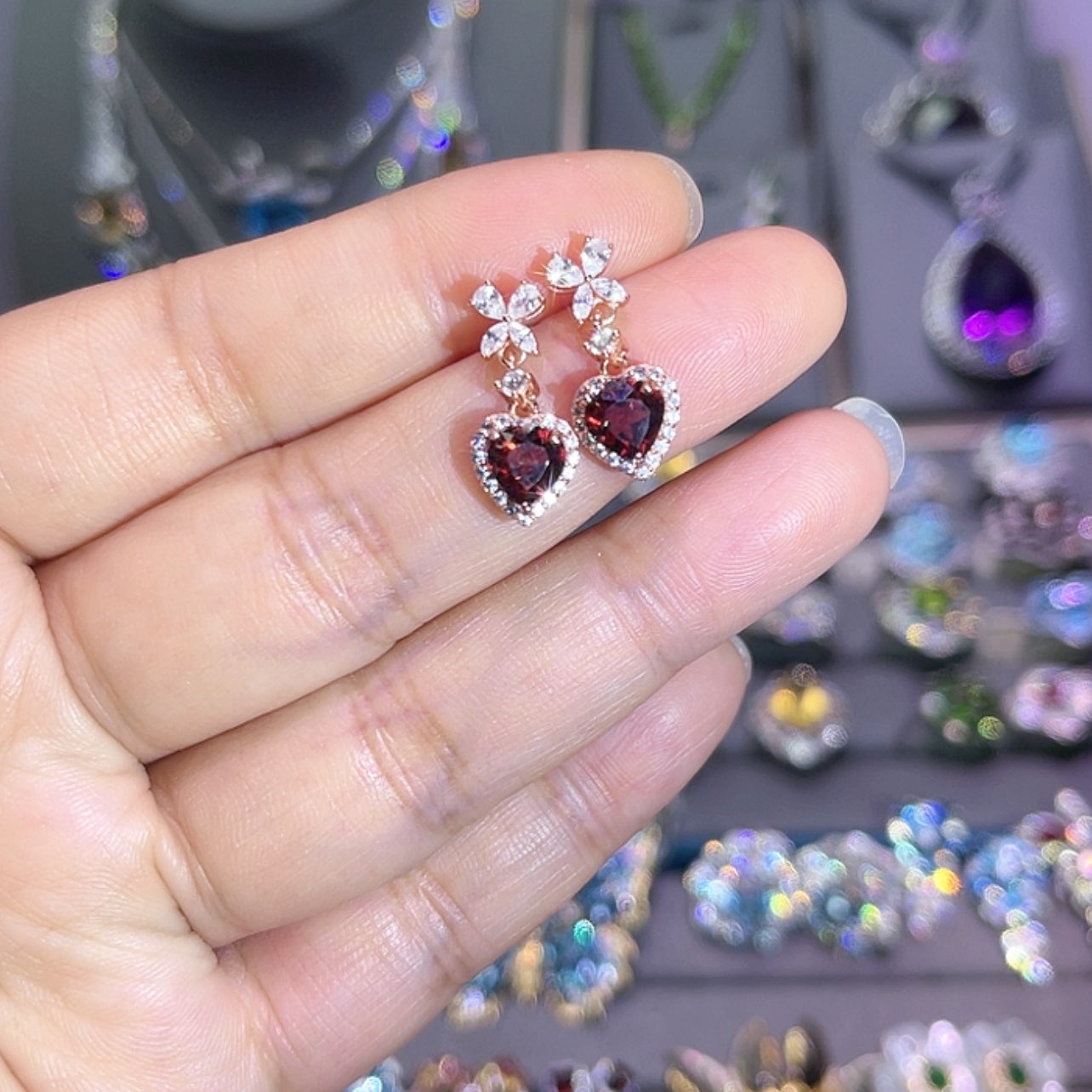 【闪购商品】石榴石耳饰银S925镶嵌