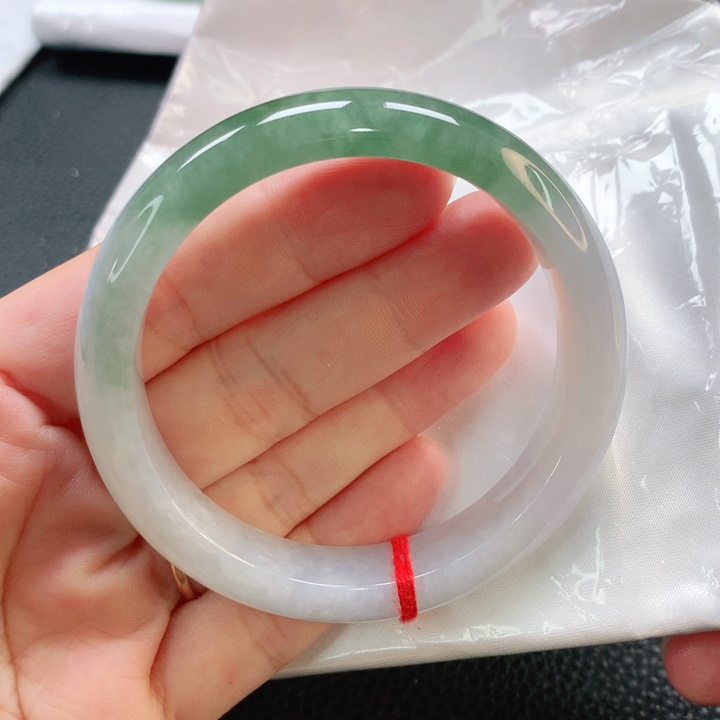 翡翠手镯未镶嵌56正