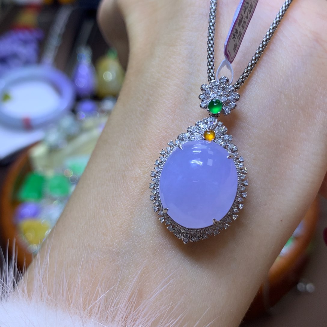 【闪购商品】翡翠颈饰18K金镶嵌翡翠