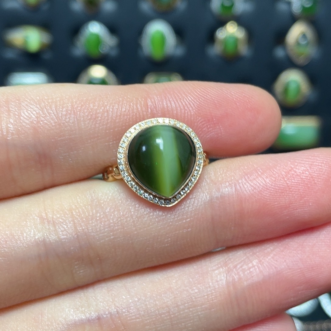 萌***萌和田玉（碧玉）18K金镶嵌吊坠(不含链)