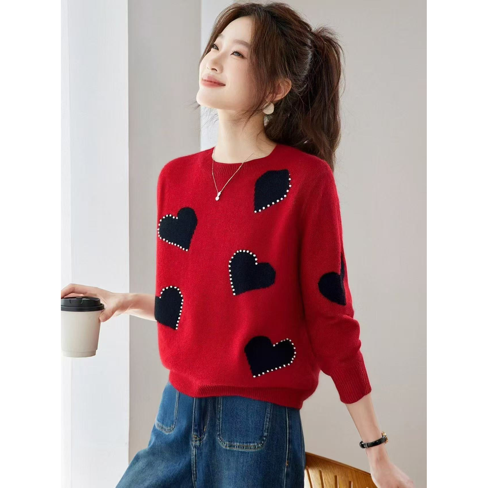 大码女装红色爱心绣花毛衣冬季 套头洋气新年红针织衫减龄长袖上