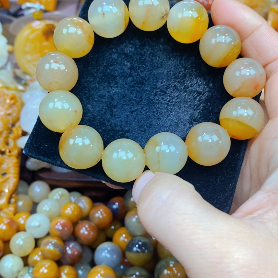 未镶嵌石英质玉（黄龙玉）吊坠(不含链)