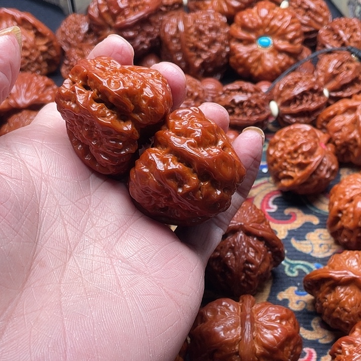 张****文玩核桃吊坠文玩核桃蛤蟆头