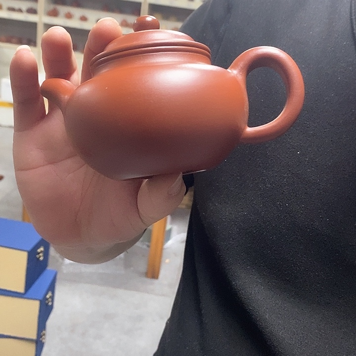 紫砂茶壶紫砂的颜色和质地
