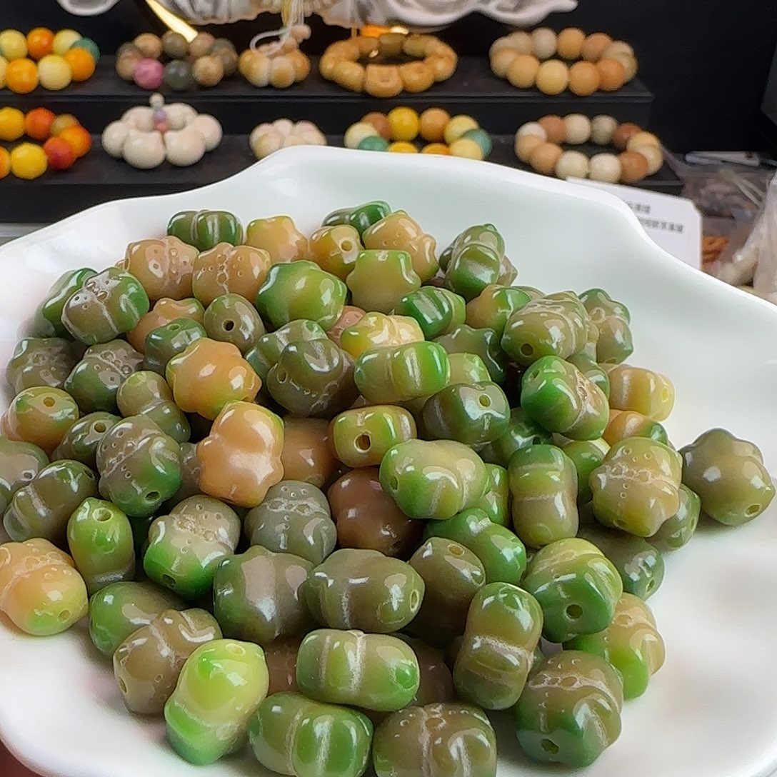 菩提根/象牙果吊坠卡12绿野仙踪小熊饼干100颗批发