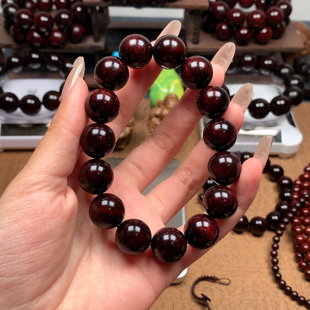 檀香紫檀（小叶紫檀）熬****列1.5满星