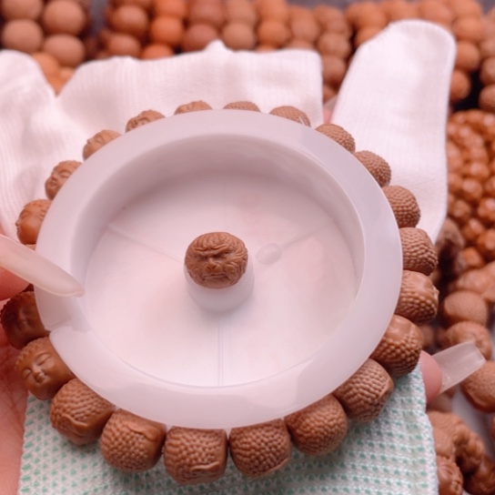 猴头核桃手串狼*腾宝宝佛