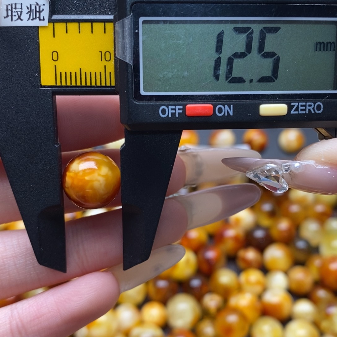 琥珀未镶嵌珠宝奇石蜜蜡1252