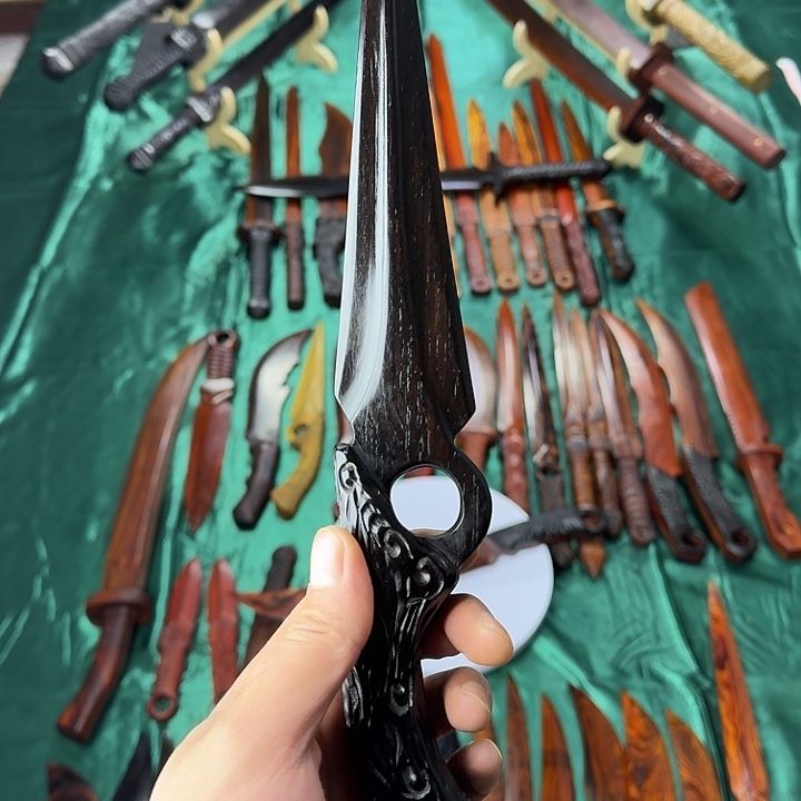 萬***帥树脂制品紫光檀36公分木料