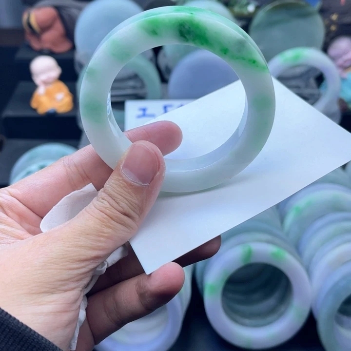 定制缅甸翡翠手镯