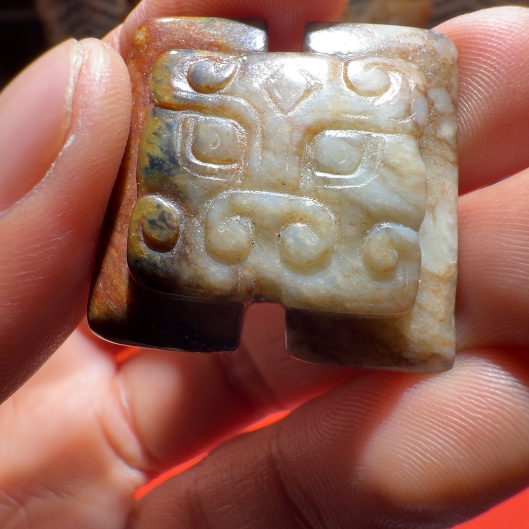 花****和田玉（糖玉）未镶嵌颈饰