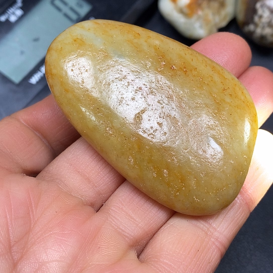和田玉未镶嵌珠宝奇石