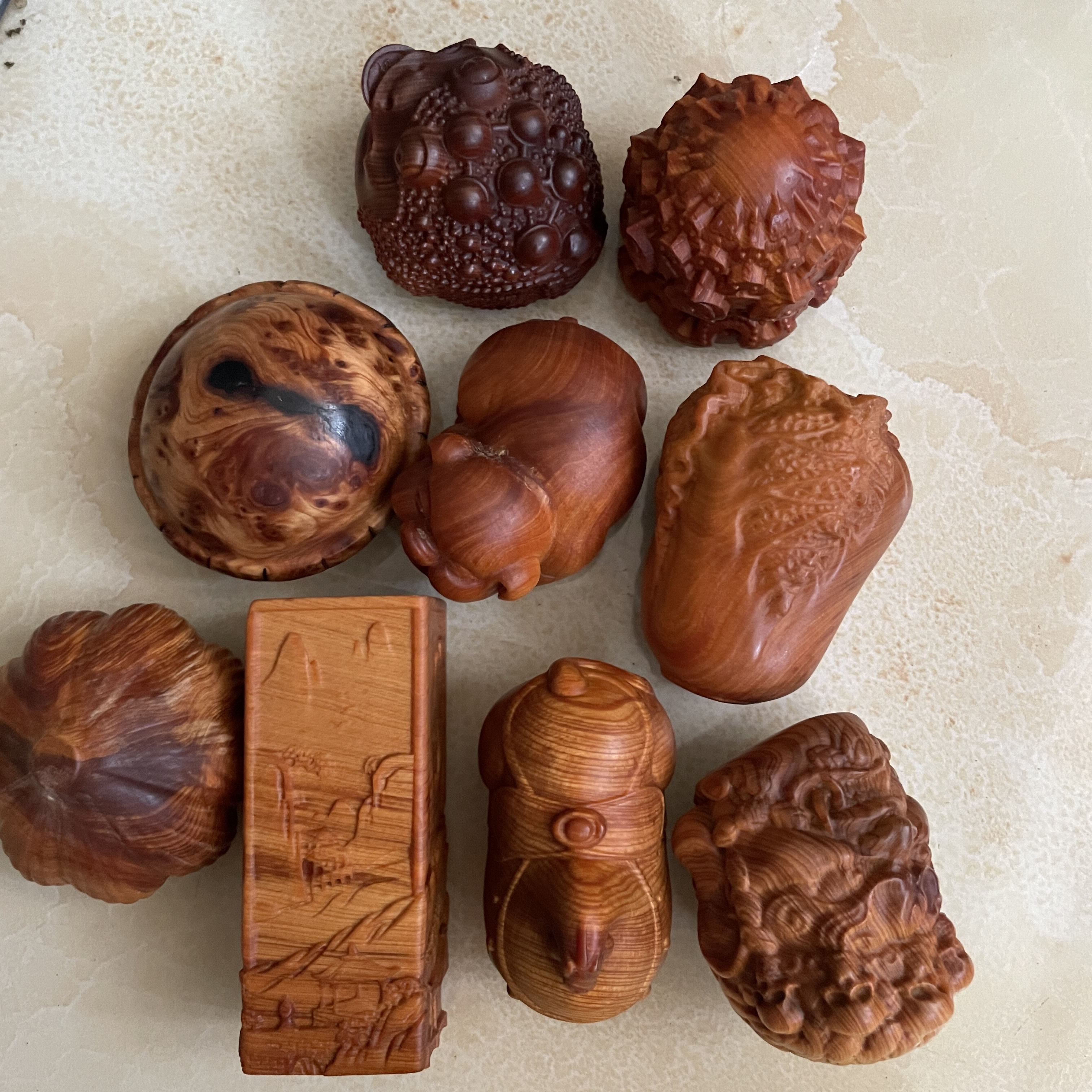 太行崖柏陈化料手把件