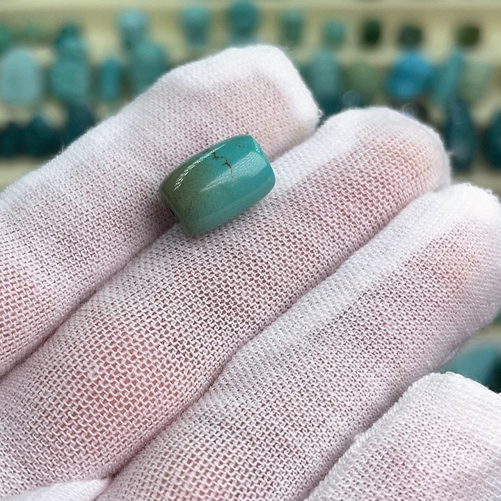 南红玛瑙珠宝奇石未镶嵌成**?