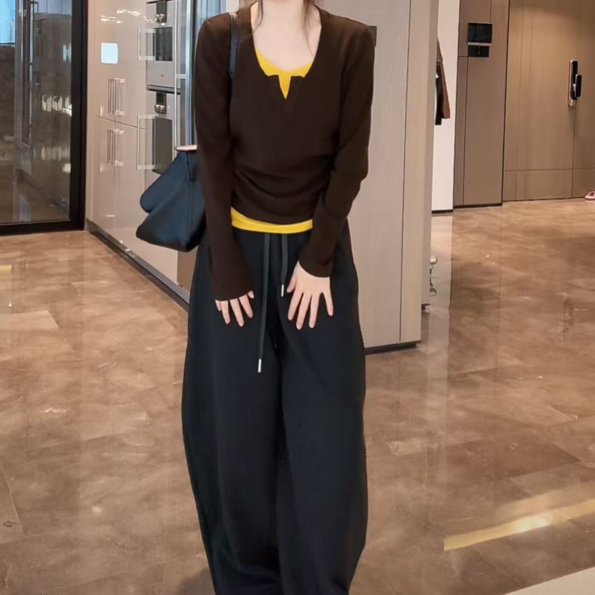 设计感撞色假两件长袖T恤2025新款秋季女士百搭气质时尚打底上衣