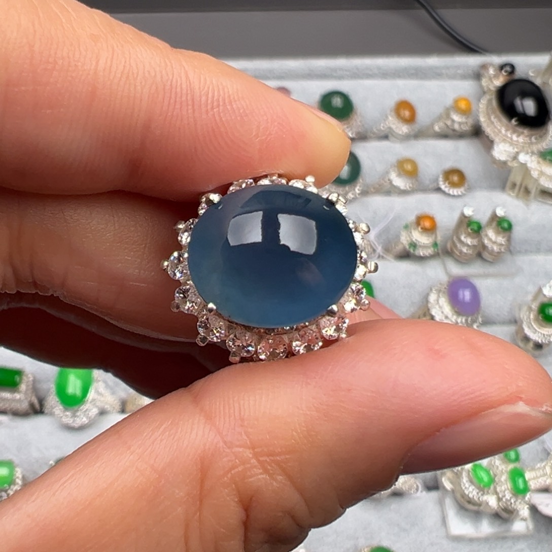 定制翡翠未镶嵌A货