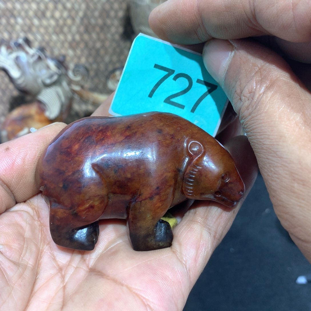 和田玉未镶嵌颈饰行*