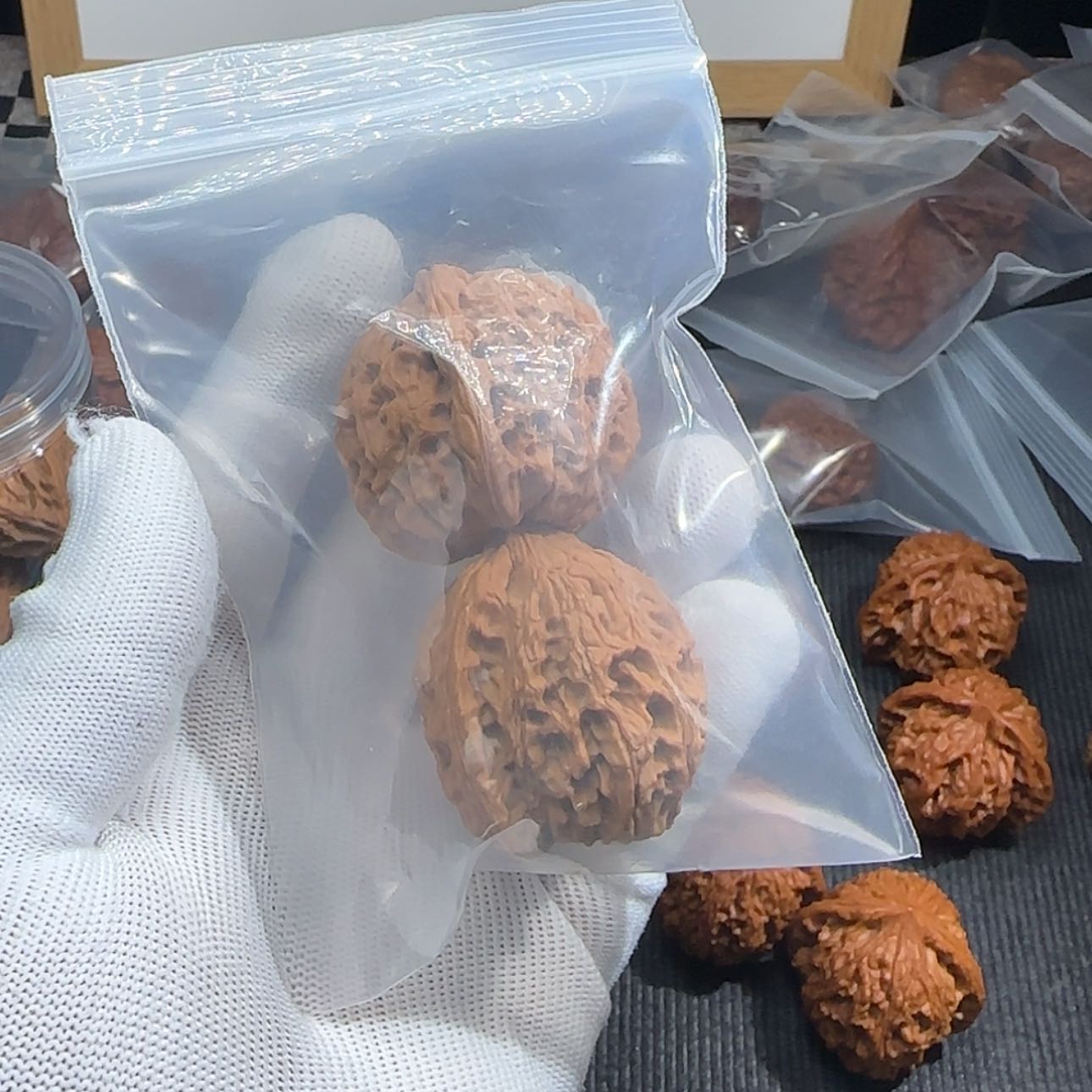 【闪购商品】文玩核桃把件缸*寿桃