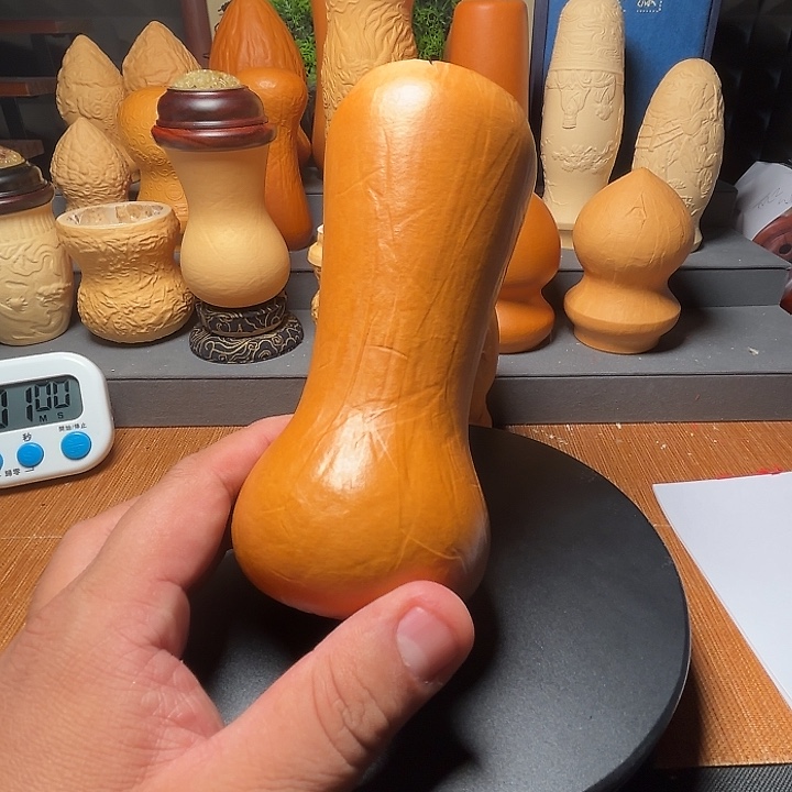 小心翼翼把他带在我身上来给