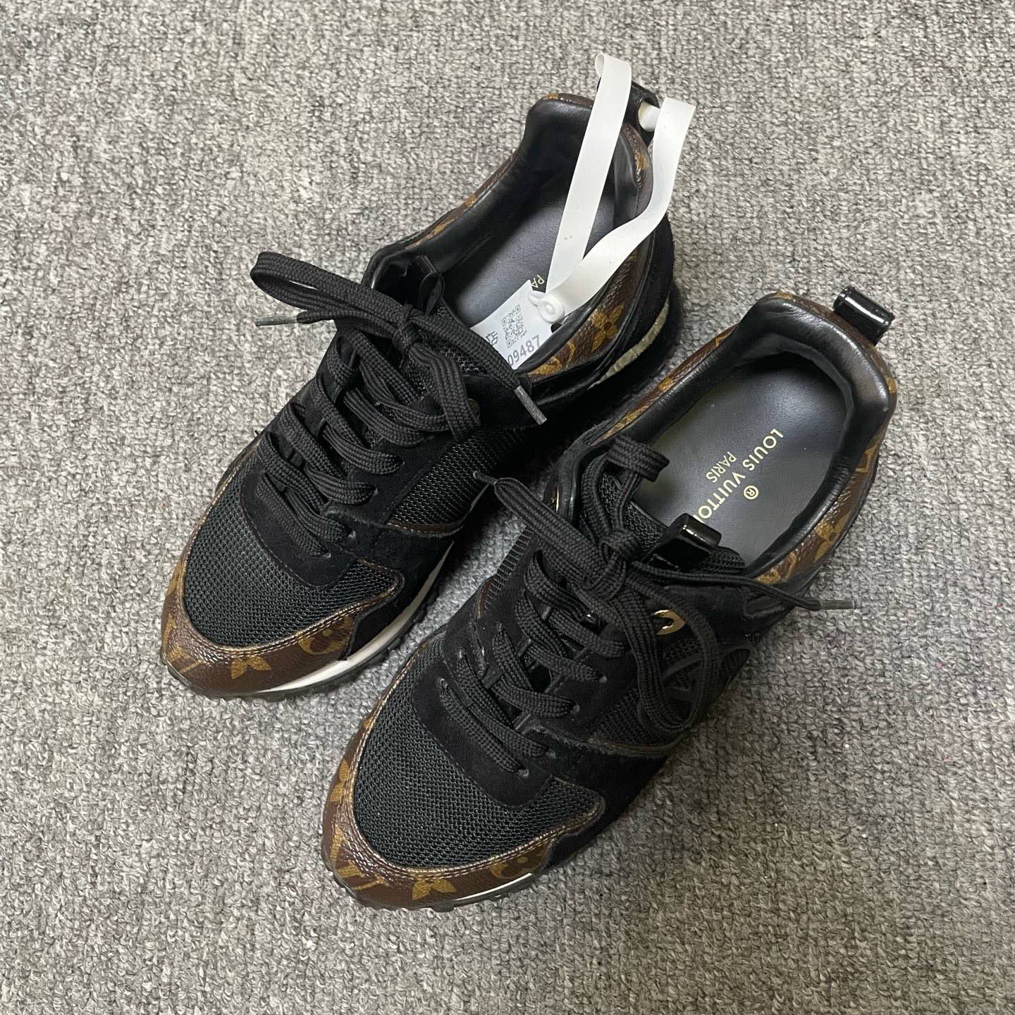 95新 LouisVuitton/路易威登 Run Away运动生活休闲鞋 34码/09487