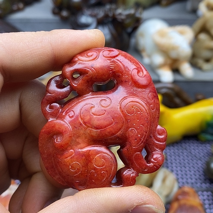 未镶嵌蛇纹石玉颈饰
