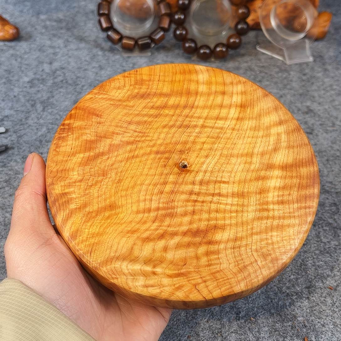 柏木（崖柏）满金丝龙胆收藏品