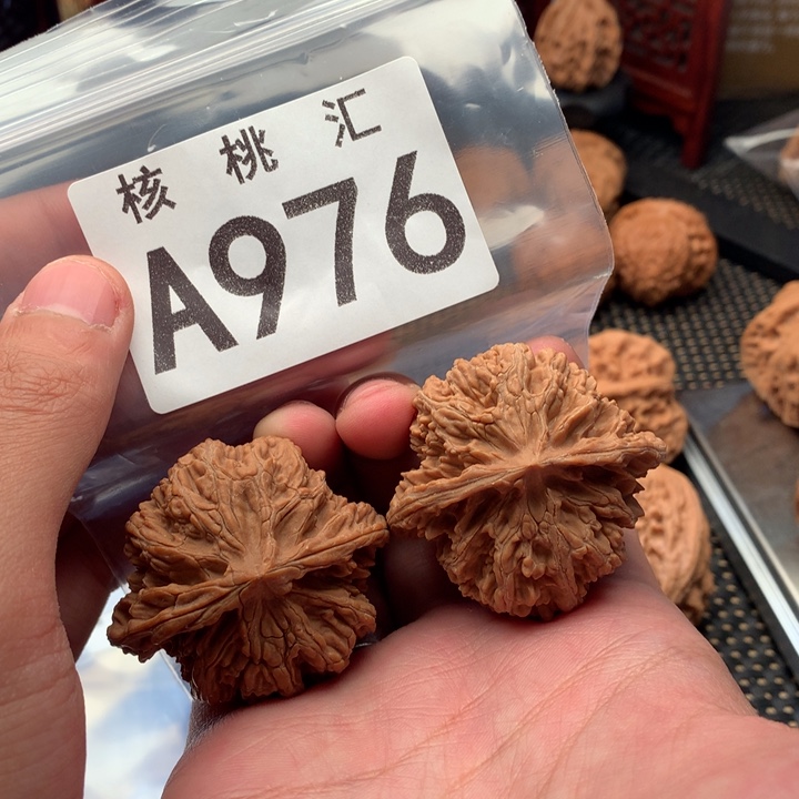 吊坠文玩核桃老款灯笼