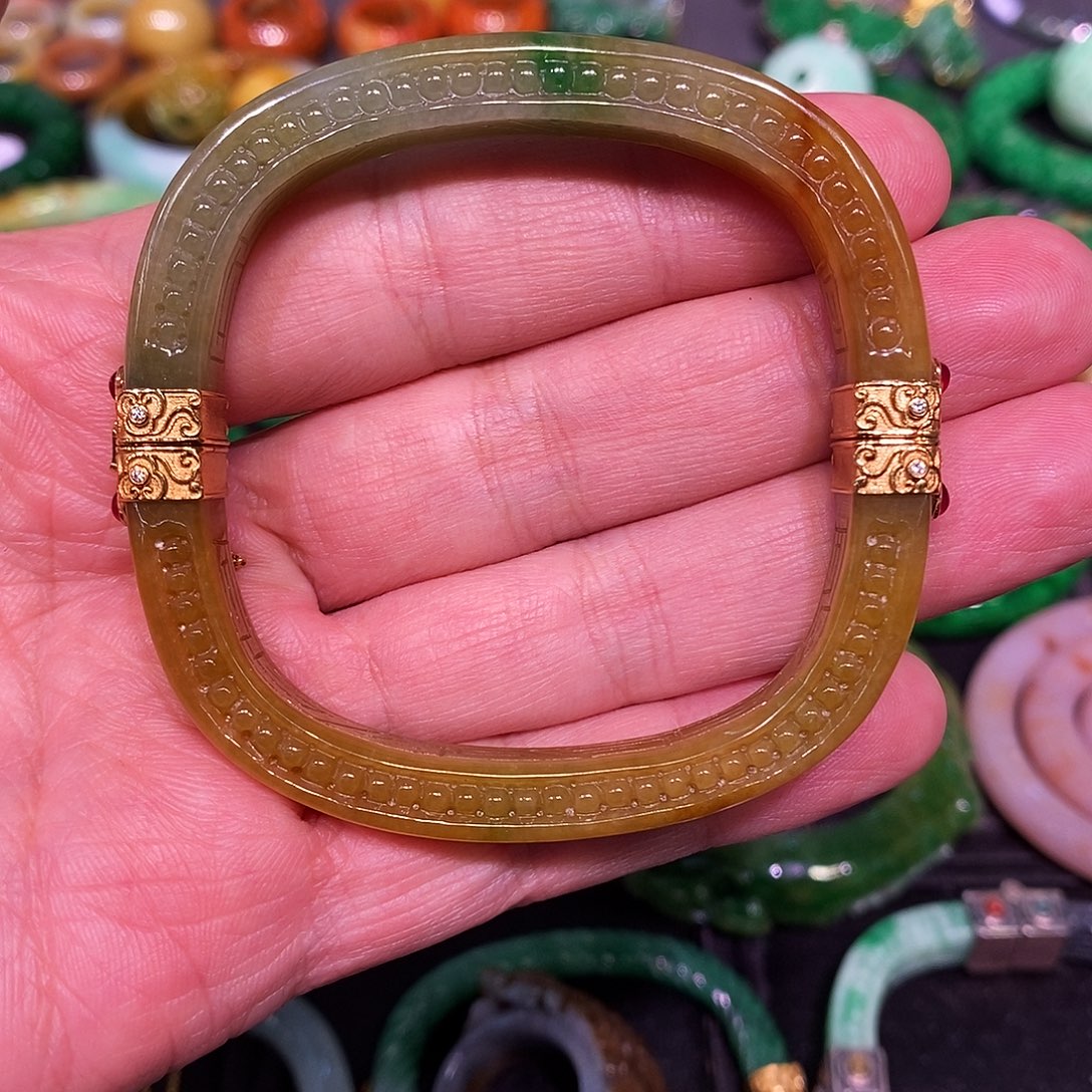 翡翠18K金镶嵌手镯翡翠