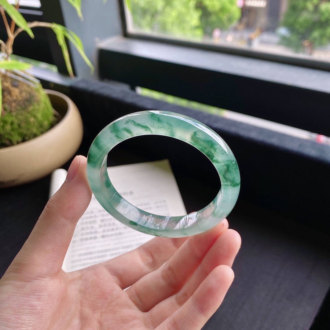 好色珠宝  圈口52缅甸老坑A货冰种飘花正圈女款翡翠手镯
