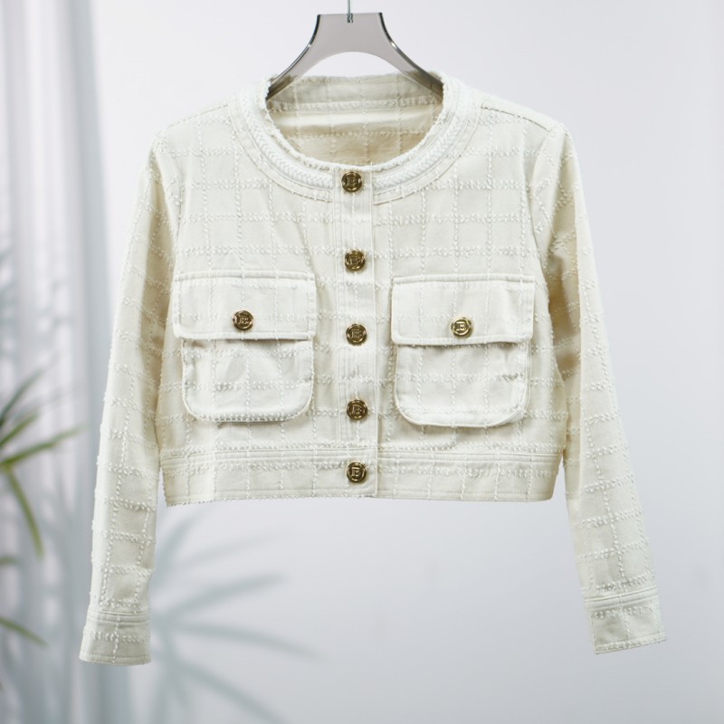 【三C・伊】S594-5  小香纽扣牛仔短外套米白色Y22320230N00