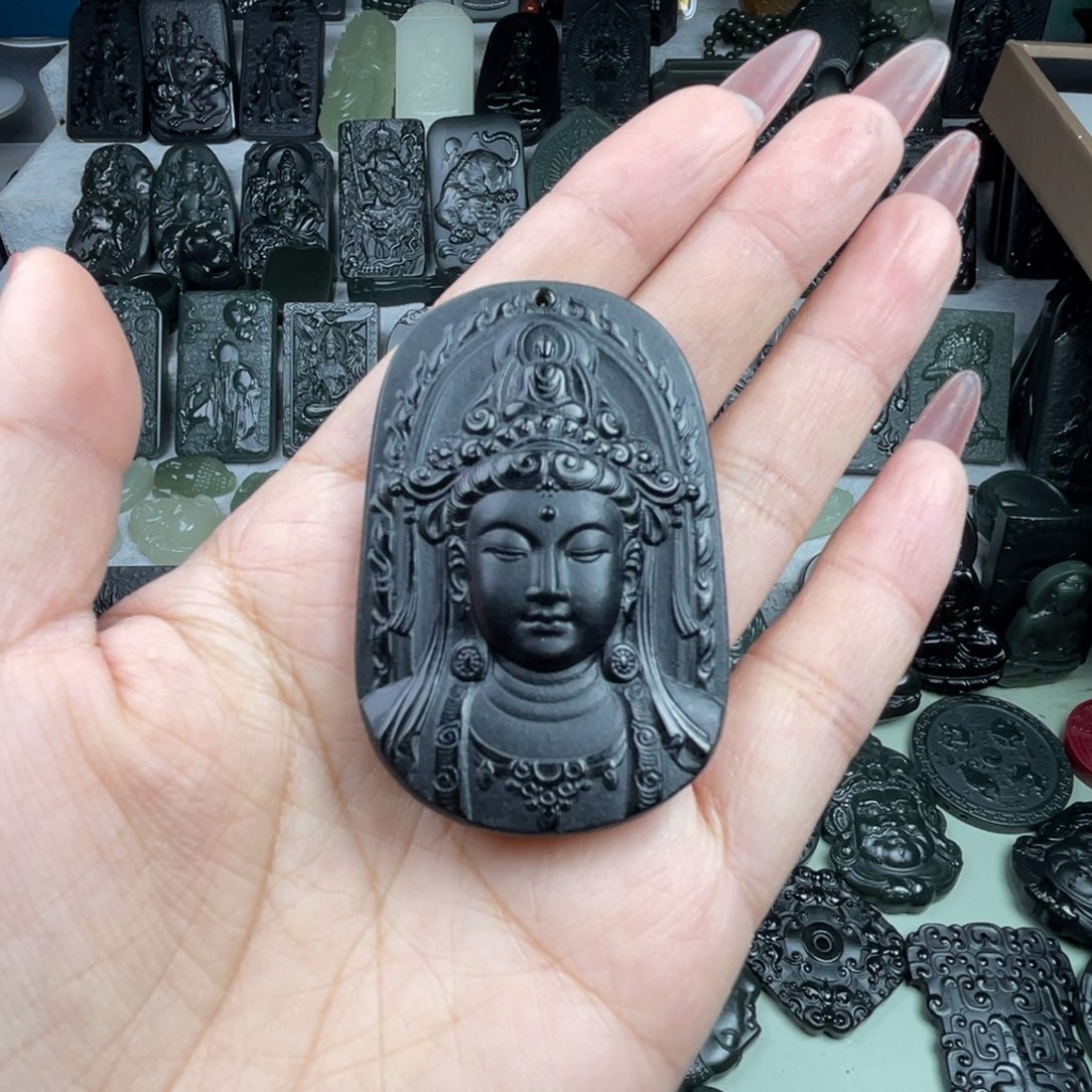 颈饰未镶嵌和田玉