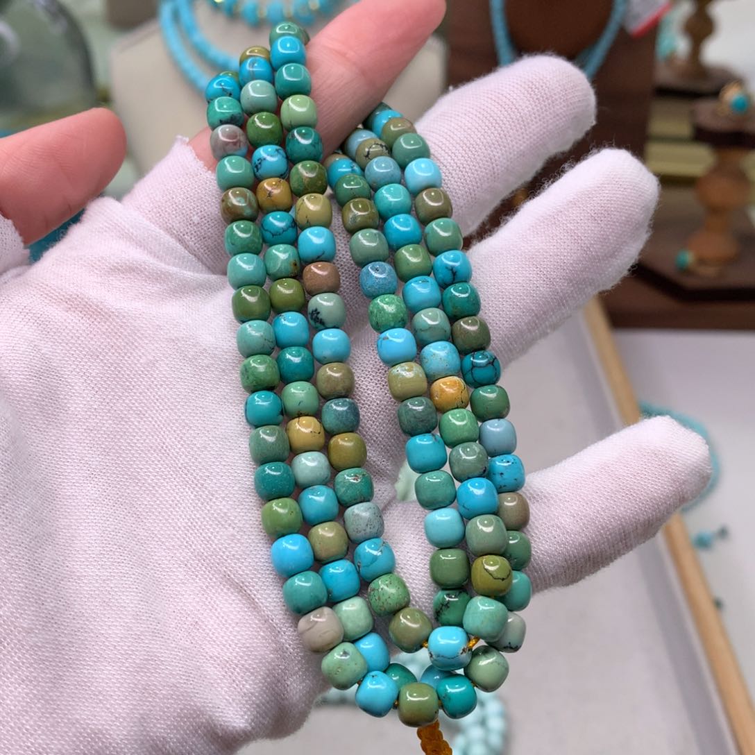 绿松石配饰未镶嵌