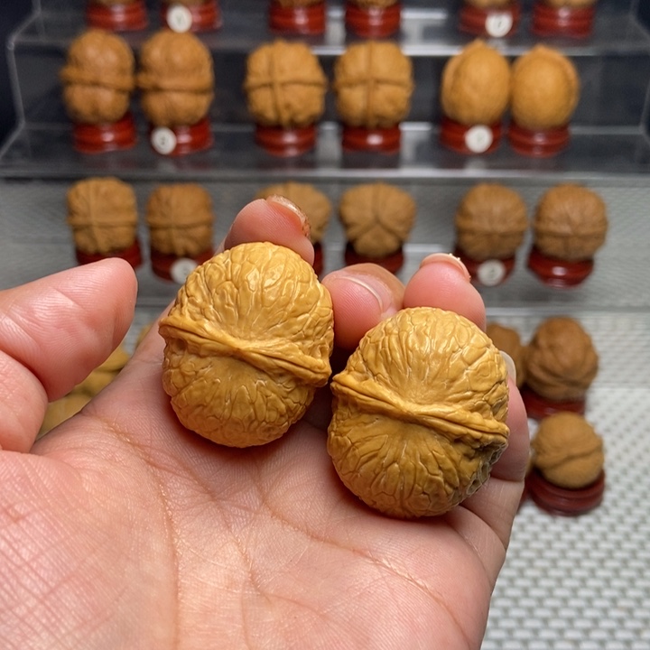 文玩核桃把件招财进宝12