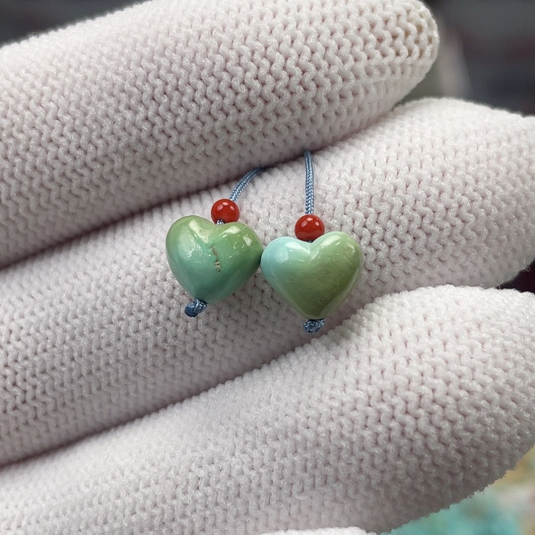 绿松石未镶嵌挂件