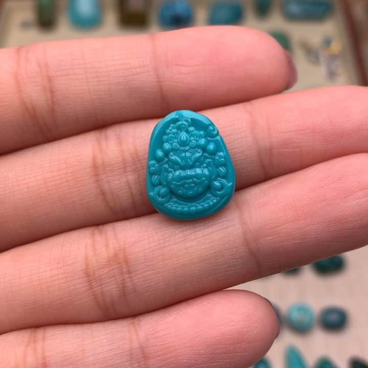 未镶嵌绿松石珠宝奇石